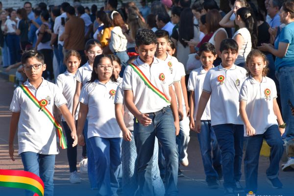 23desfile2-patrio-2026B07CD564-B288-3576-52A0-419FAED7B51B.jpg