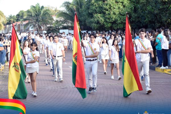 3desfile2-patrio-20264414E964-196C-428A-BFA6-78AEDB79480F.jpg