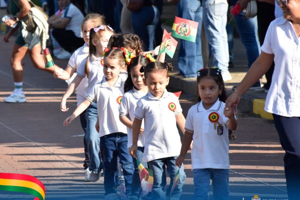 45desfile2-patrio-20260EBB53B7-243F-37FE-BD96-5F7D5D0233EA.jpg