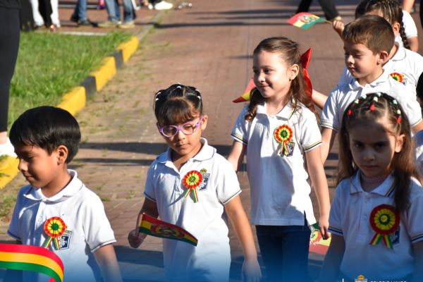 48desfile2-patrio-2026761F0E87-478D-28A7-7AF0-3187525EE6FE.jpg
